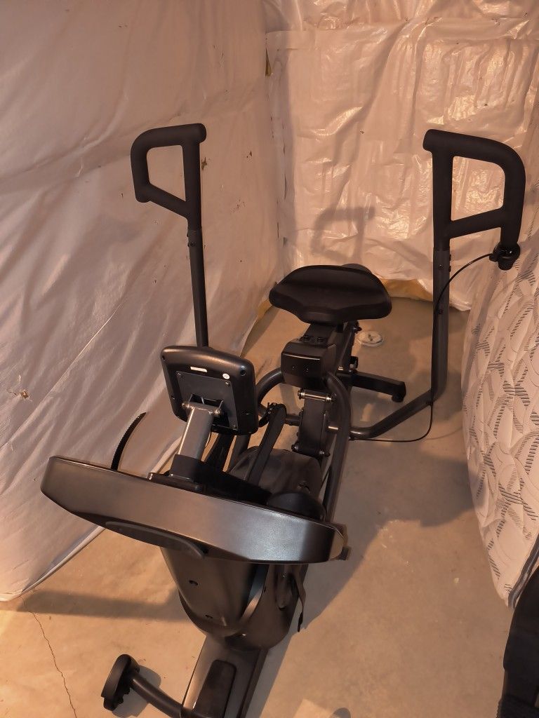 Teeter Power10 Rower (Gently Used)