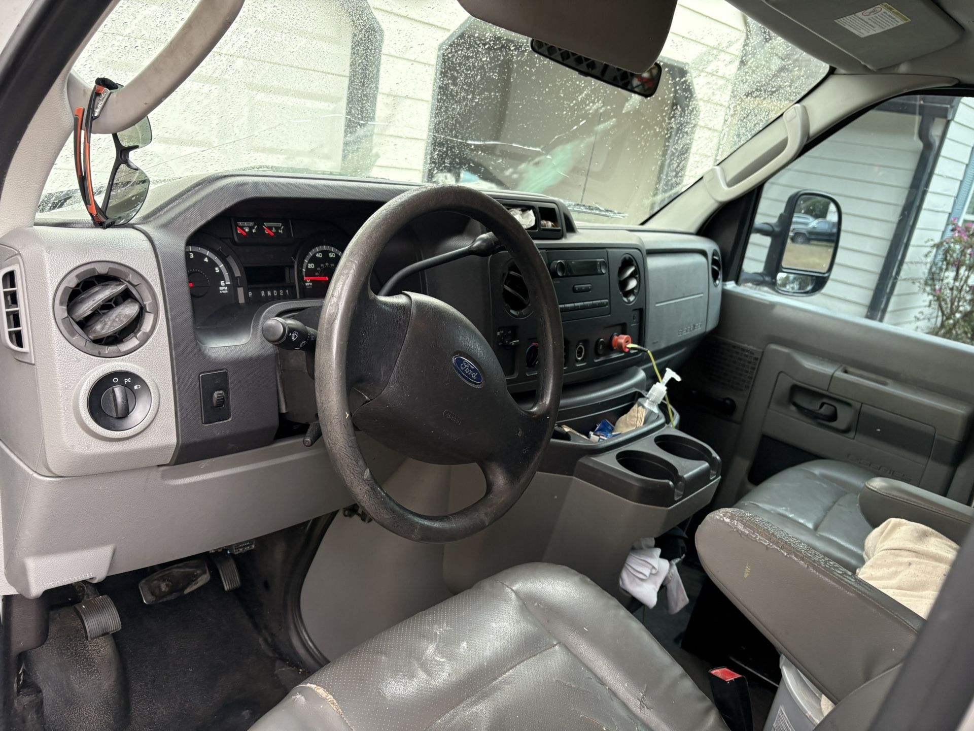 2011 Ford E-250