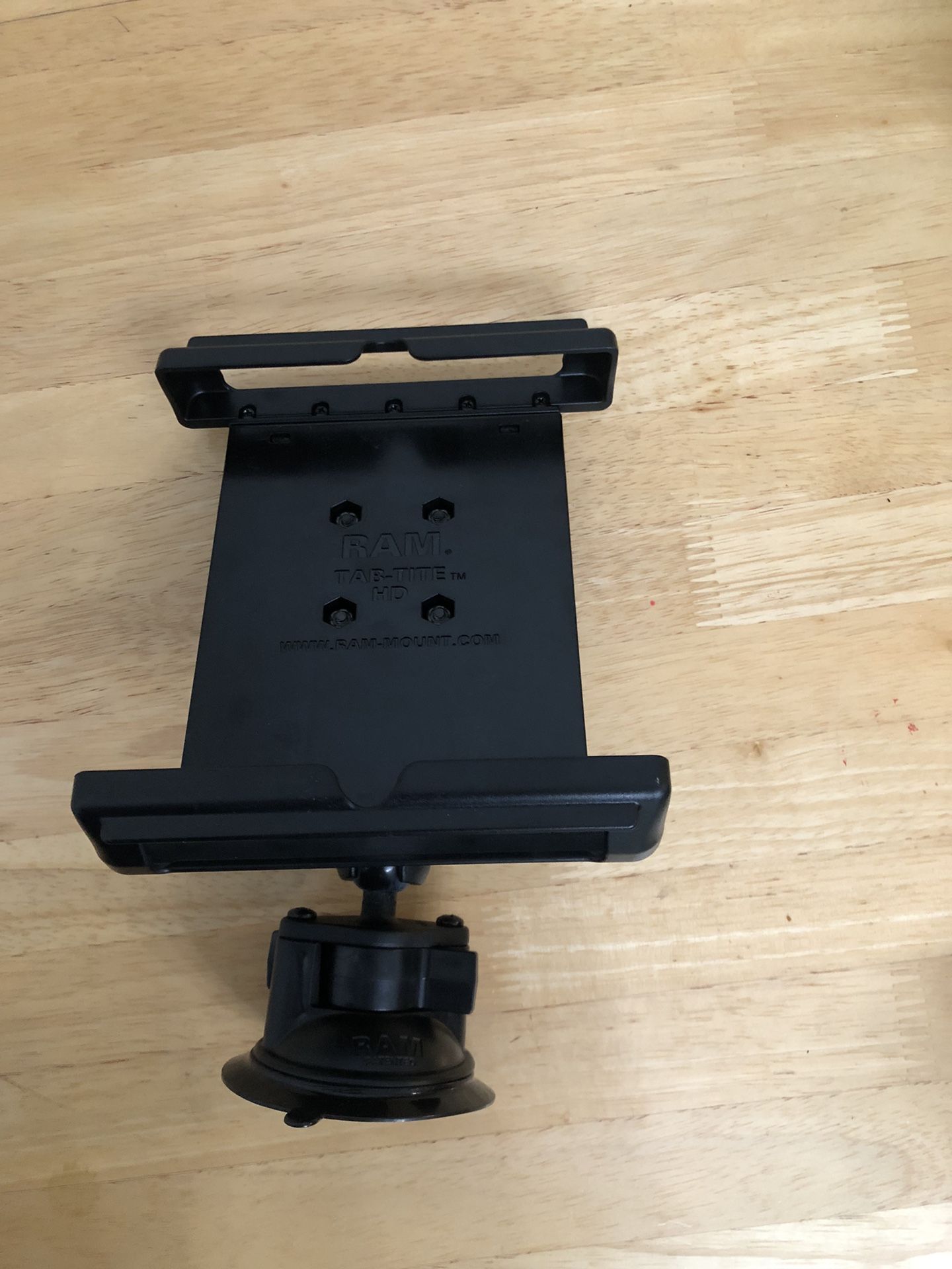 RAM Suction Cup Window Mount iPad Holder For Airplane