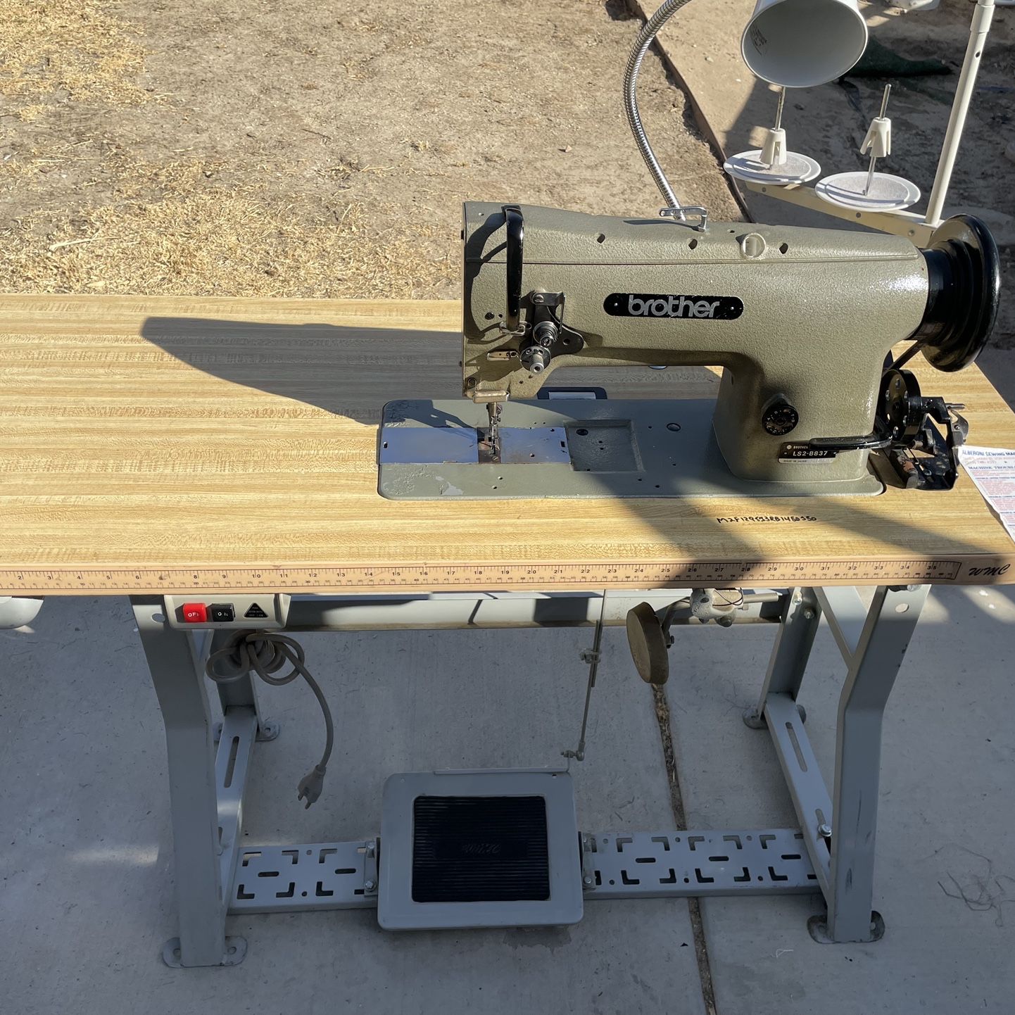 Brother LS2-B837 Lock stitch Industrial Sewing Machine for Sale in 