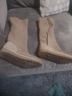 Brown  Knit Ugg Australia Size 7