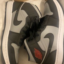 Nike shoes 
