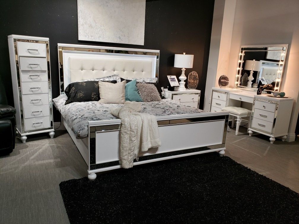Bedroom Set