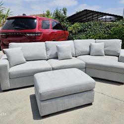 Beautiful Excellent Sofa & Ottoman 💥 Free Delivery 💥 