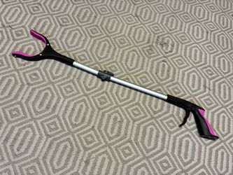 32” GrabRunner Heavy Duty Reacher Grabber Tool