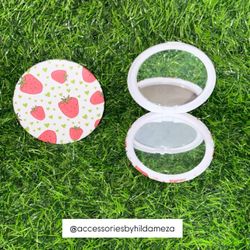 Mini Travel Mirror ✨