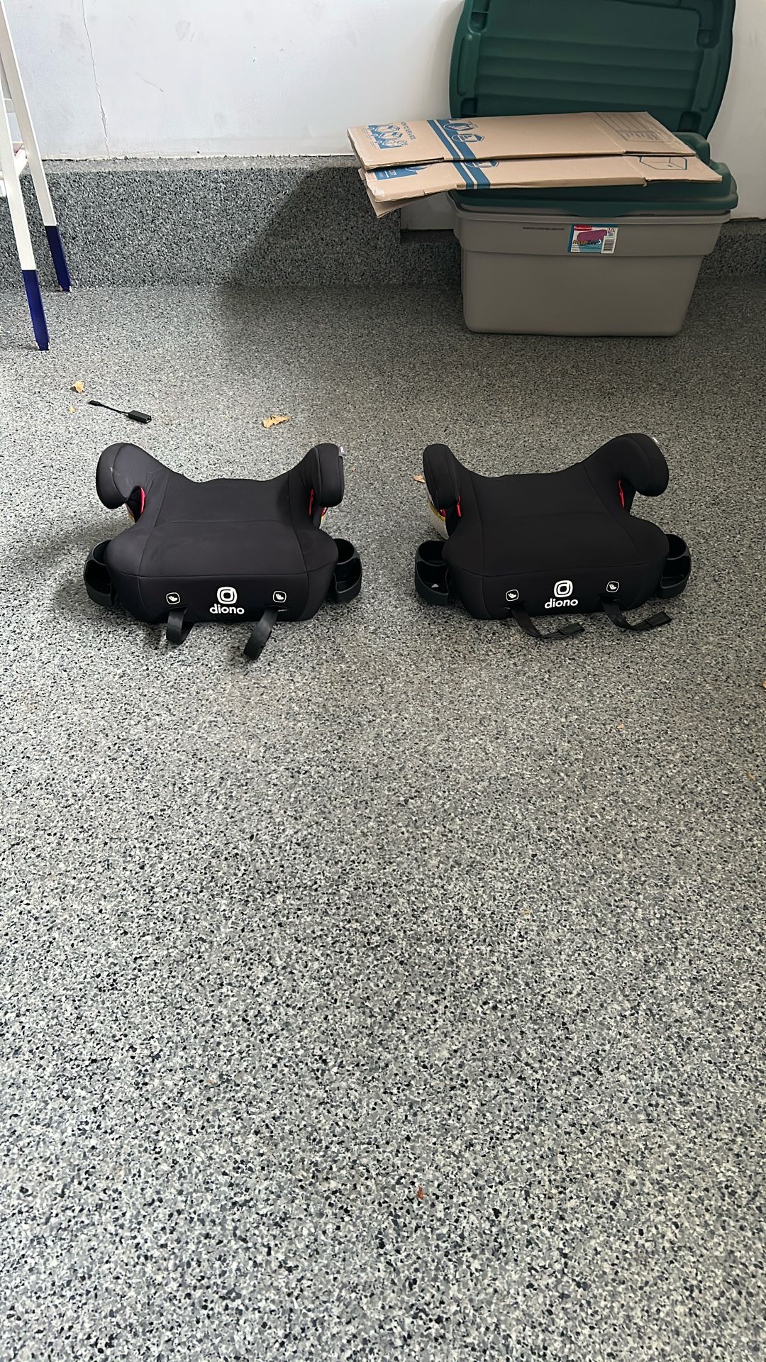 Paid OfDiono Solana 2 XL Booster Seats - Black