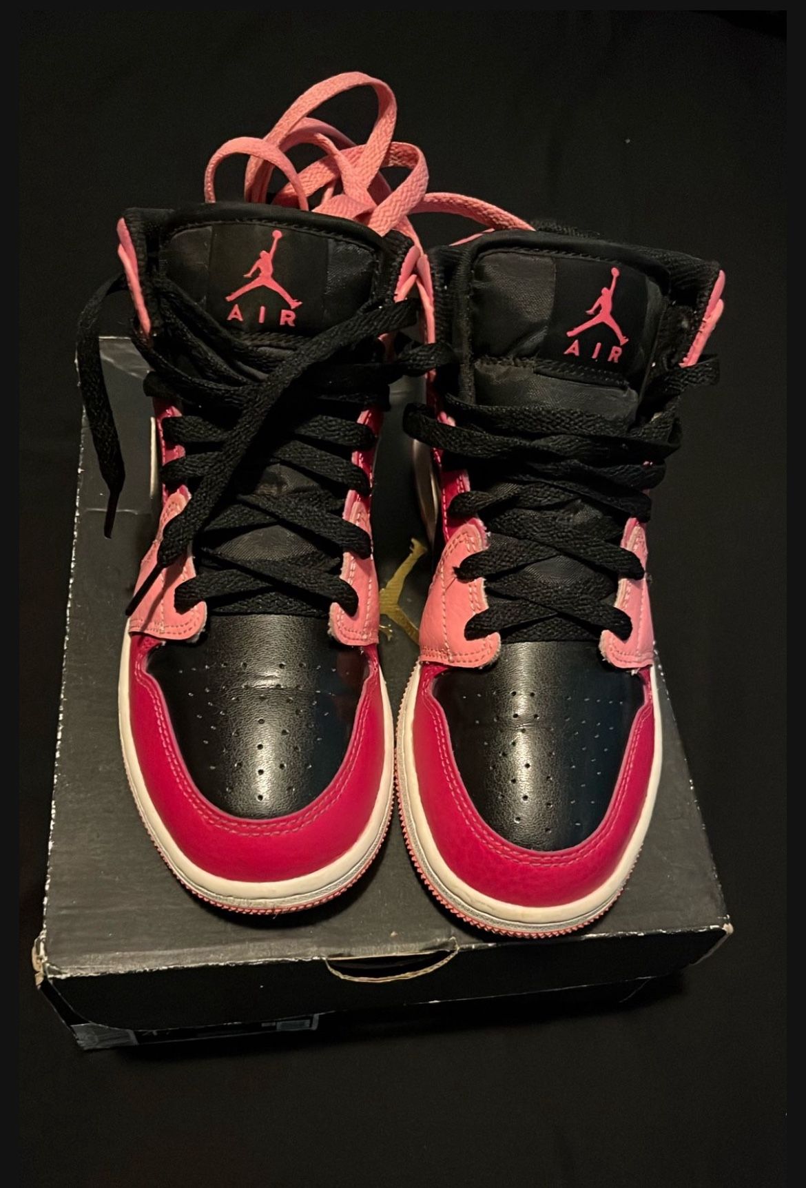 Air Jordan 1 Mid
