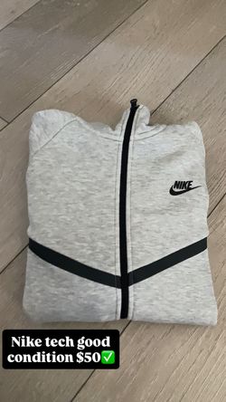 Nike Tech Size Small 
