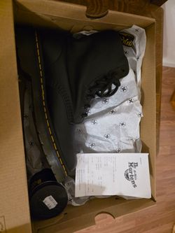 Dr Marten Boots