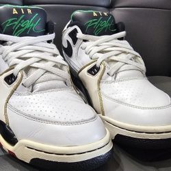 **PRICE CHANGE**Nike AIR FLIGHT 89 Beijing Olympic Hypepack SZ 9