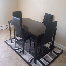 Table With Four Chairs 