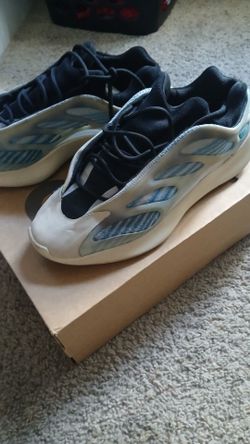 Yeezy 700