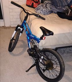 Ozone 500 Boys' Shock Force 20 in 7-Speed Mountain Bike