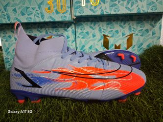 Soccer cleats us size 9.5