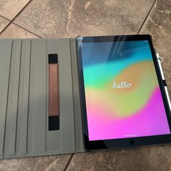 iPad 12.9 Inch 