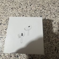 Apple AirPods (2 Generation)