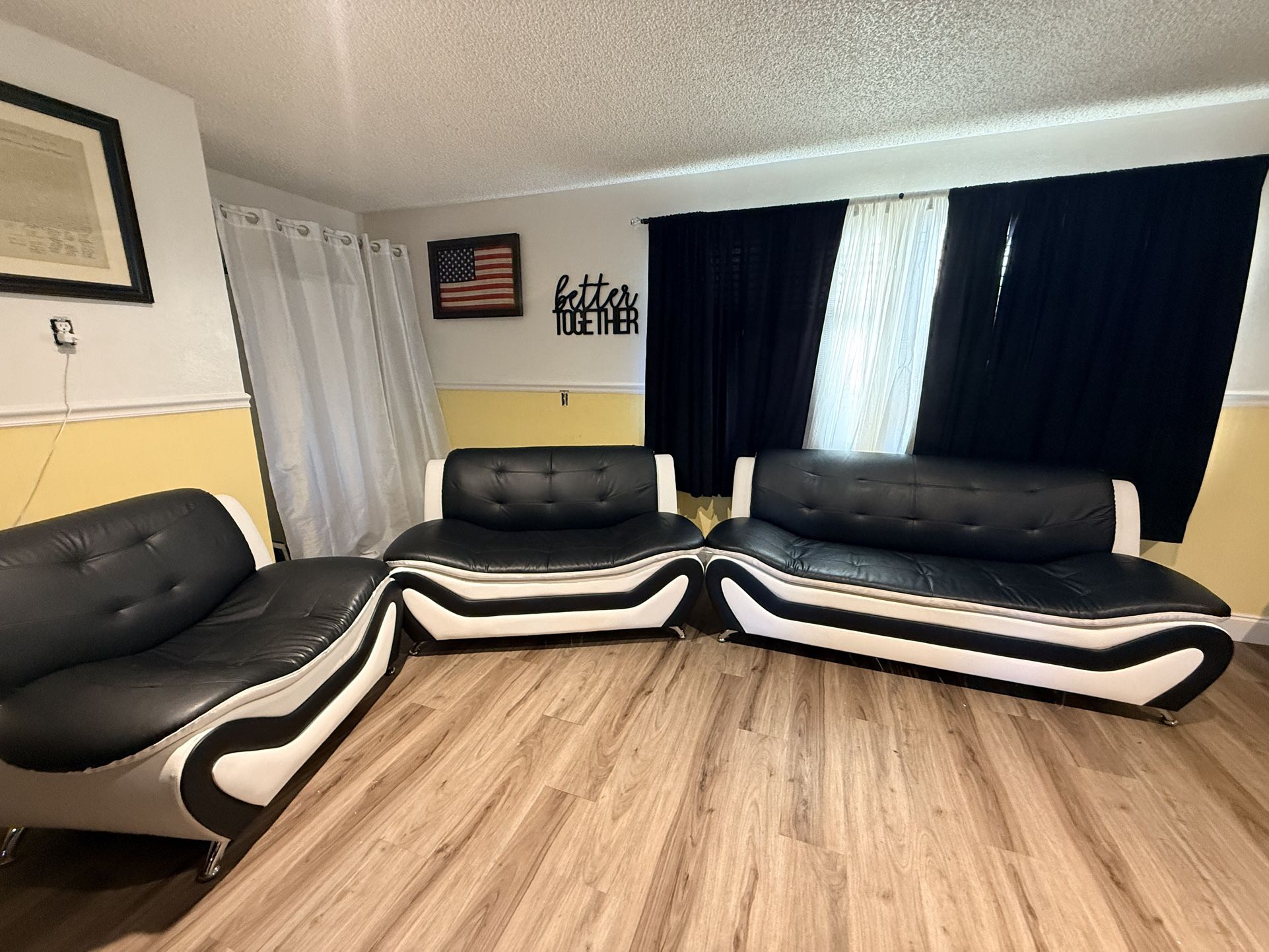 Black And White Leather Couch