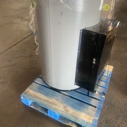120 Gallon Electric Water Heater Brand New