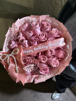 Custom 25 rose bouquets