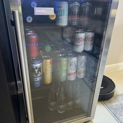 Danby 117 Beverage Cooler Stainless Steel