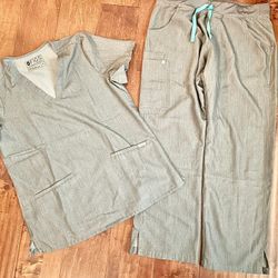 Figs Women’s Scrubs Size Medium 