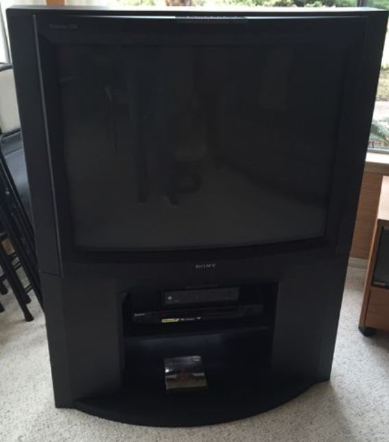 Sony Trinitron XBR 32" TV