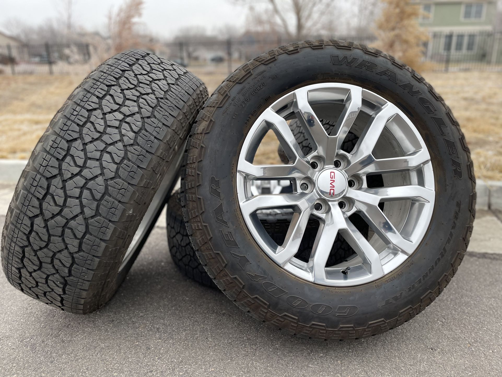 20” GMC Sierra 1500 OEM Z71 LTZ wheels AT tires rims Yukon 6 lug Chevy 6x5.5