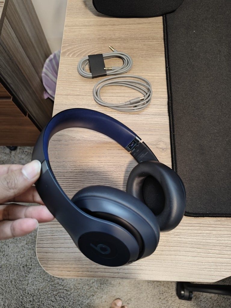 Beats Studio Pro 
