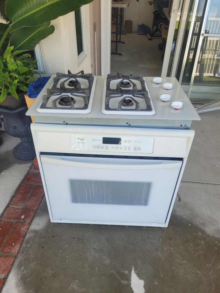 Whirlpool Good Oven With Separate Cook Top Gas And Electric Only $60