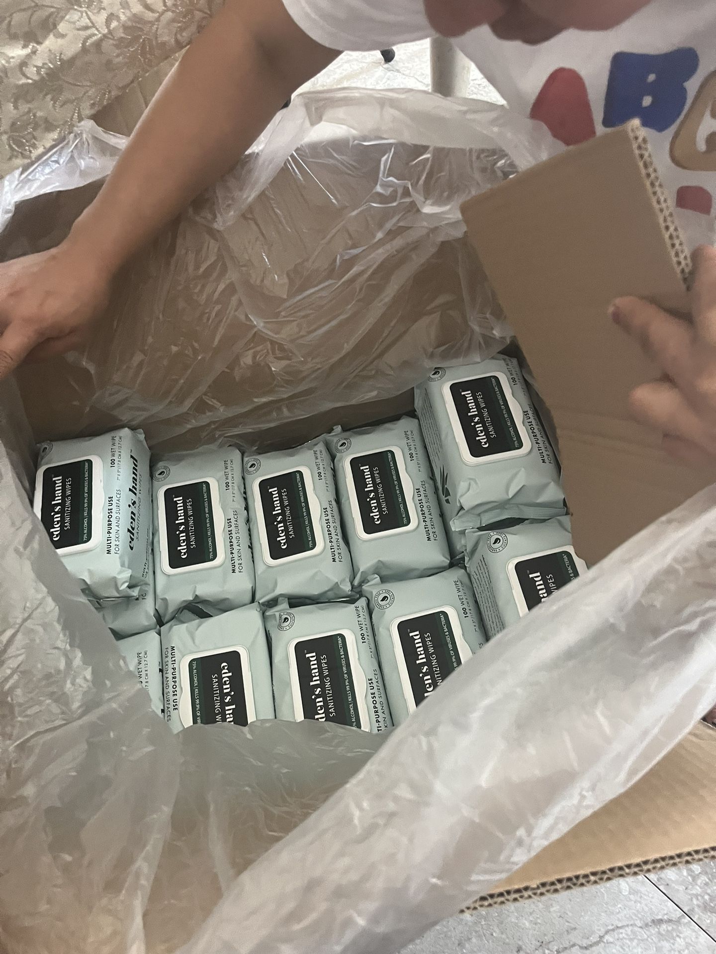 Eden’s Hand Sanitizing Wipes