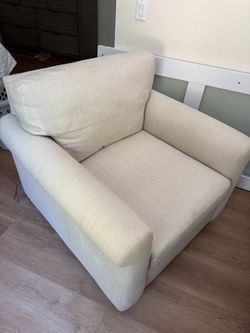 Pottery barn arm chair