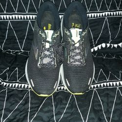 Brooks Tennis Shoes Sneakers 