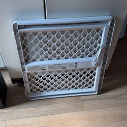 Child Dog Gate Free