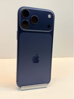 Apple iPhone 17 PRO MAX 256gb. ( Unlocked Phone )