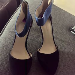 BCBG Blue And Black Pumps 