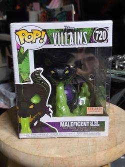 Funko Pop Maleficent 720 (6in Boxlunch Glow Exclusive)