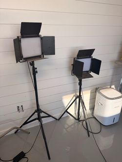 Neewer Studio Lights (set of 2)