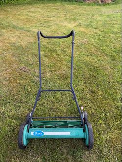 Scotts Classic 20-Inch Manual Reel Lawn Mower