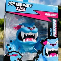 MrBeast Lab - Classic Panther Vinyl Figure (Moose Toys)