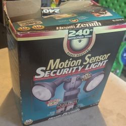 Dual Brite - Outdoor Floodlight - Motion Sensing - New
