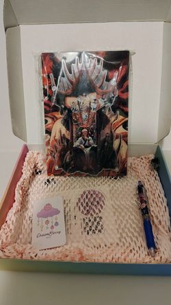 Dreamberry JJK Sukuna Shaker Notebook with gifts