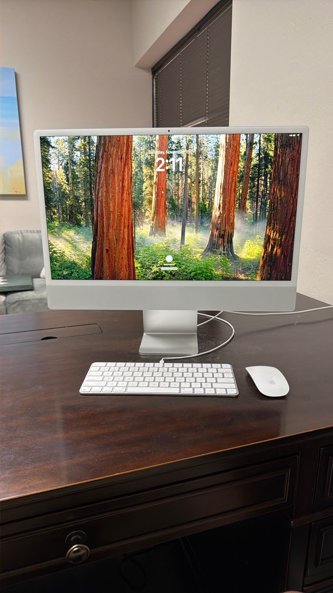 iMac 24 Inch Like New 2023