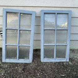 Vintage wood windows￼