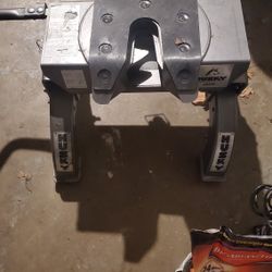 26 Kw Husky 5th Wheel 