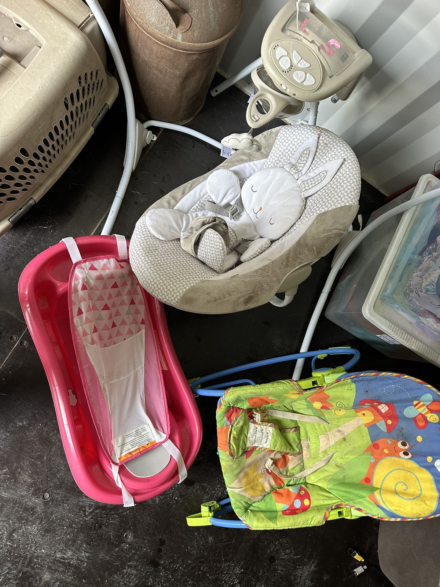 Free Baby Swing Bouncer Bath