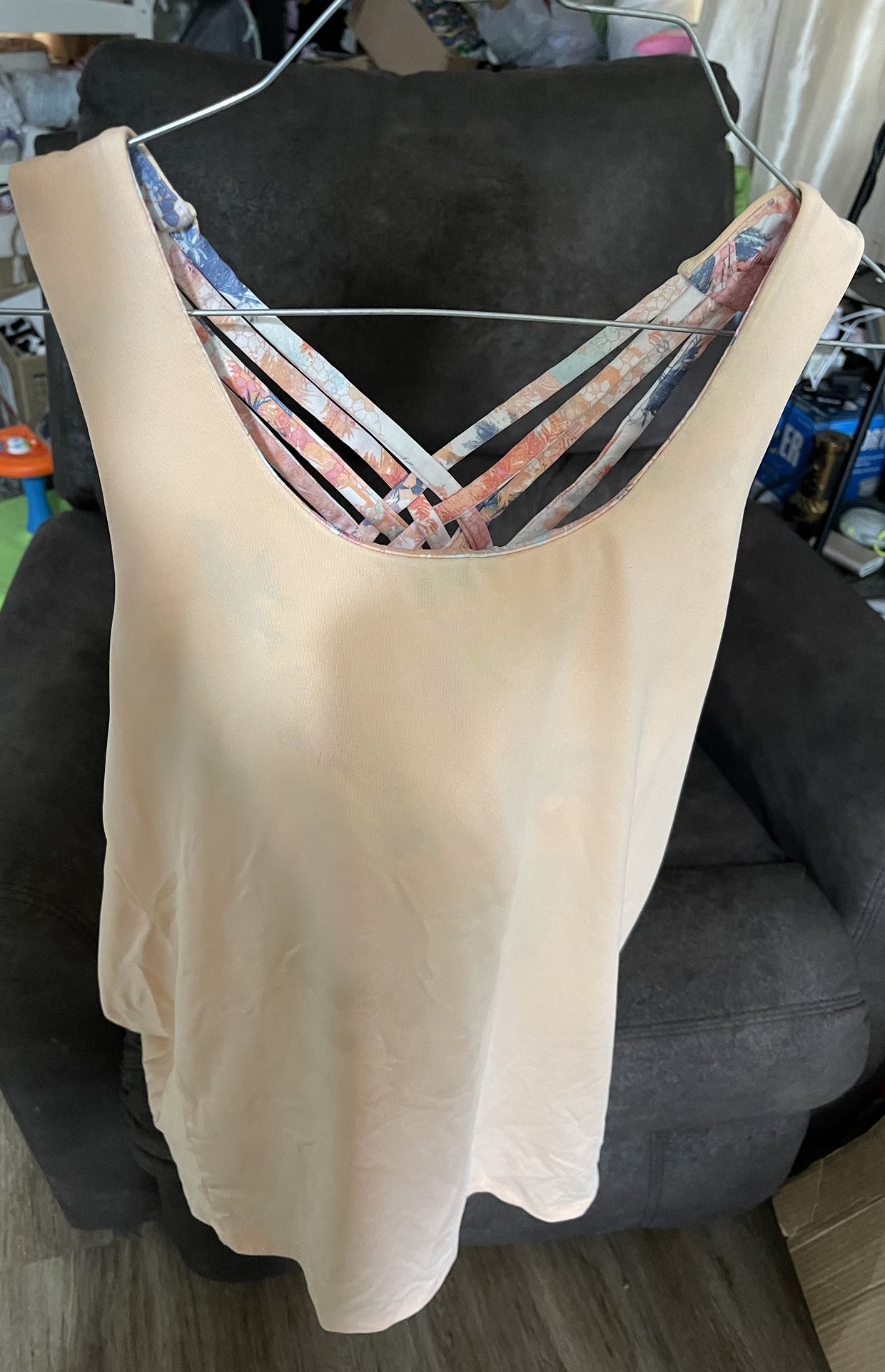 Women’s Athletic Top 