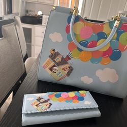 lounge Fly Up Purse