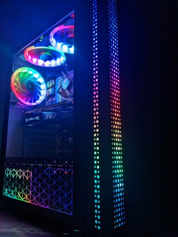 Gaming Pc I'm Giving This To The First person Wish Me Happy Birthday On My Cellphone Number  302>>364>>2195With The Screenshot Of This Post