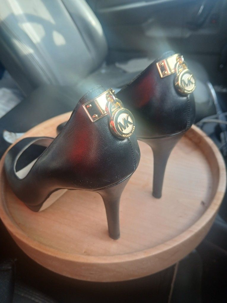 Micheal Kors Hamilton Pumps 7.5 Womens
